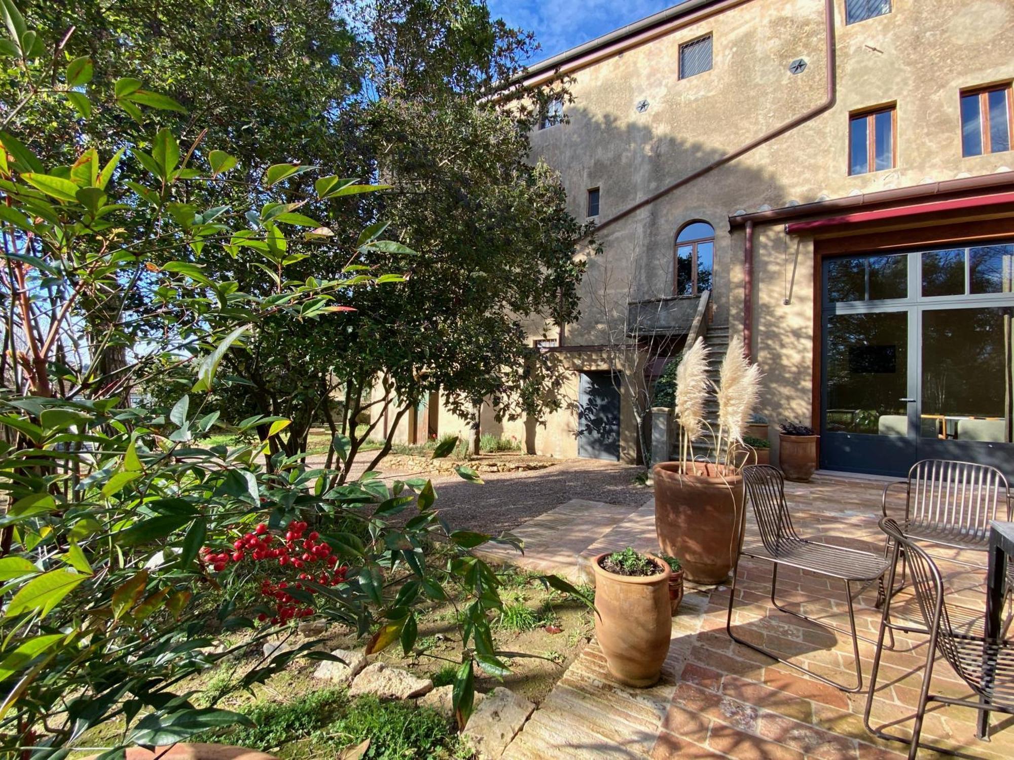 B&B Lo Scudaio Palazzo Marchionneschi Montescudaio Exterior photo